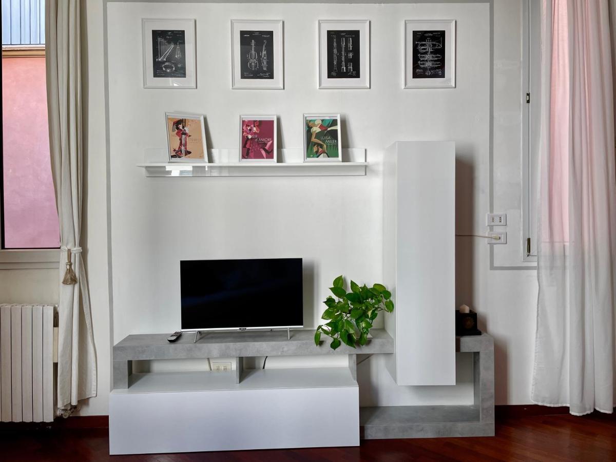 La Chiave Di Violino Appartamentino Musicale โบโลญญา ภายนอก รูปภาพ